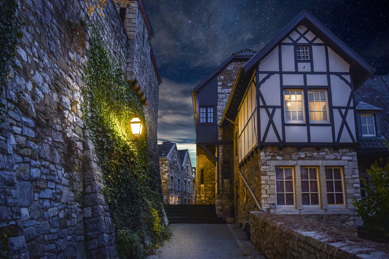 Stadt bei Nacht, Bild von enriquelopezgarre, 4690996